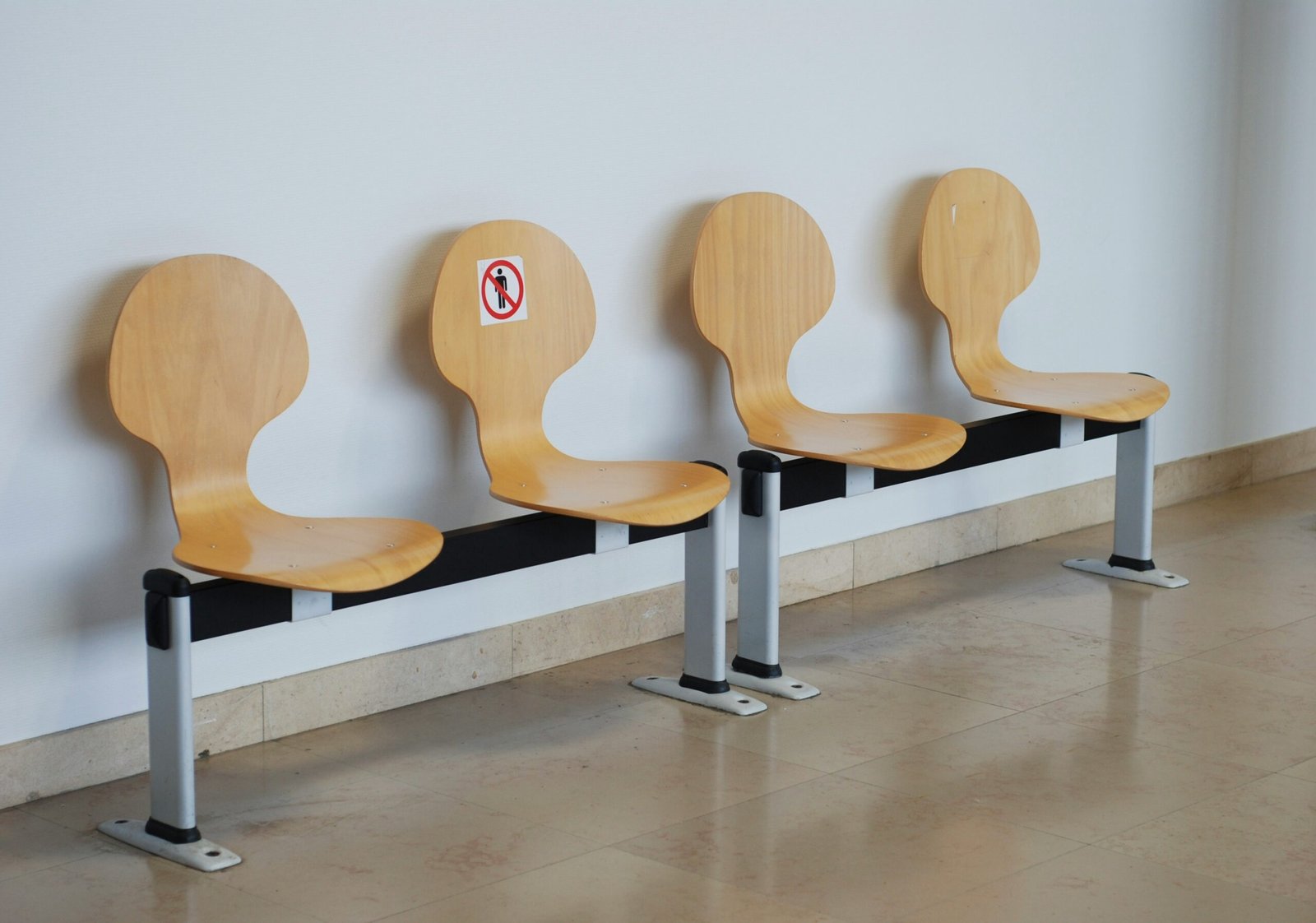 vitaly-nikolaev-Zcd6bZISXnU-unsplash Wooden Kneeling Chair - Image 1